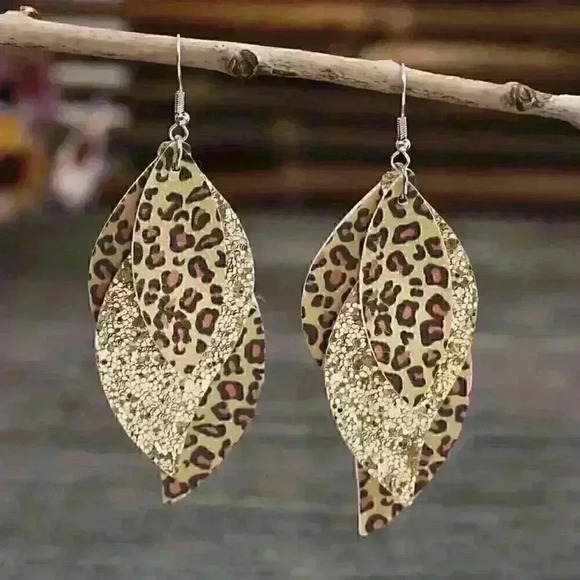 Vintage Triple Leopard Sequin Layer Earrings - Picture 1 of 3